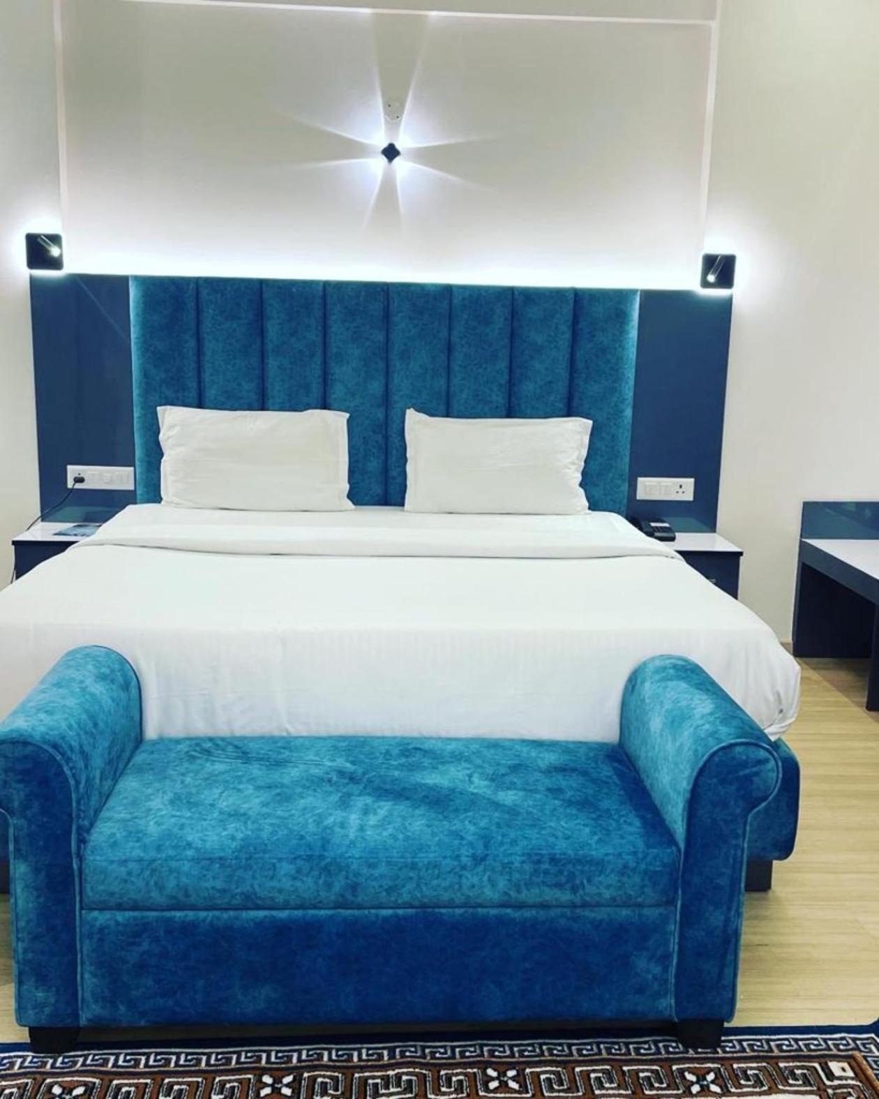 The Grace Residency - Gomtinagar, Lucknow Aparthotel Екстериор снимка