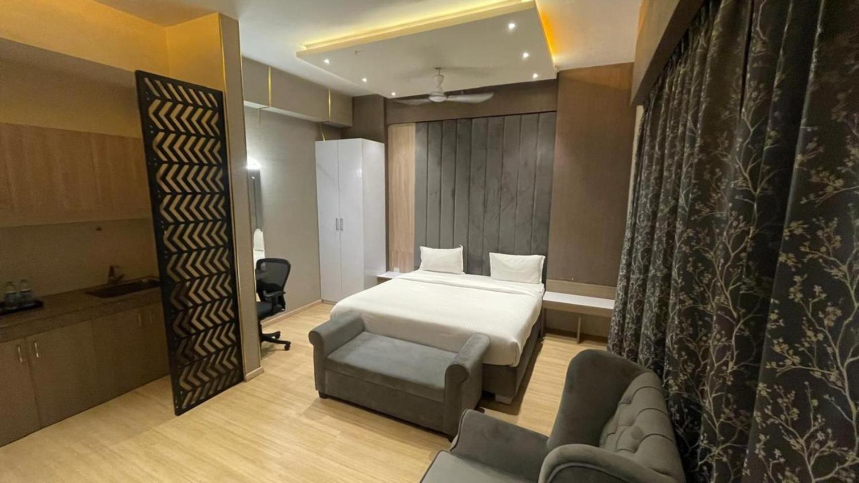 The Grace Residency - Gomtinagar, Lucknow Aparthotel Екстериор снимка