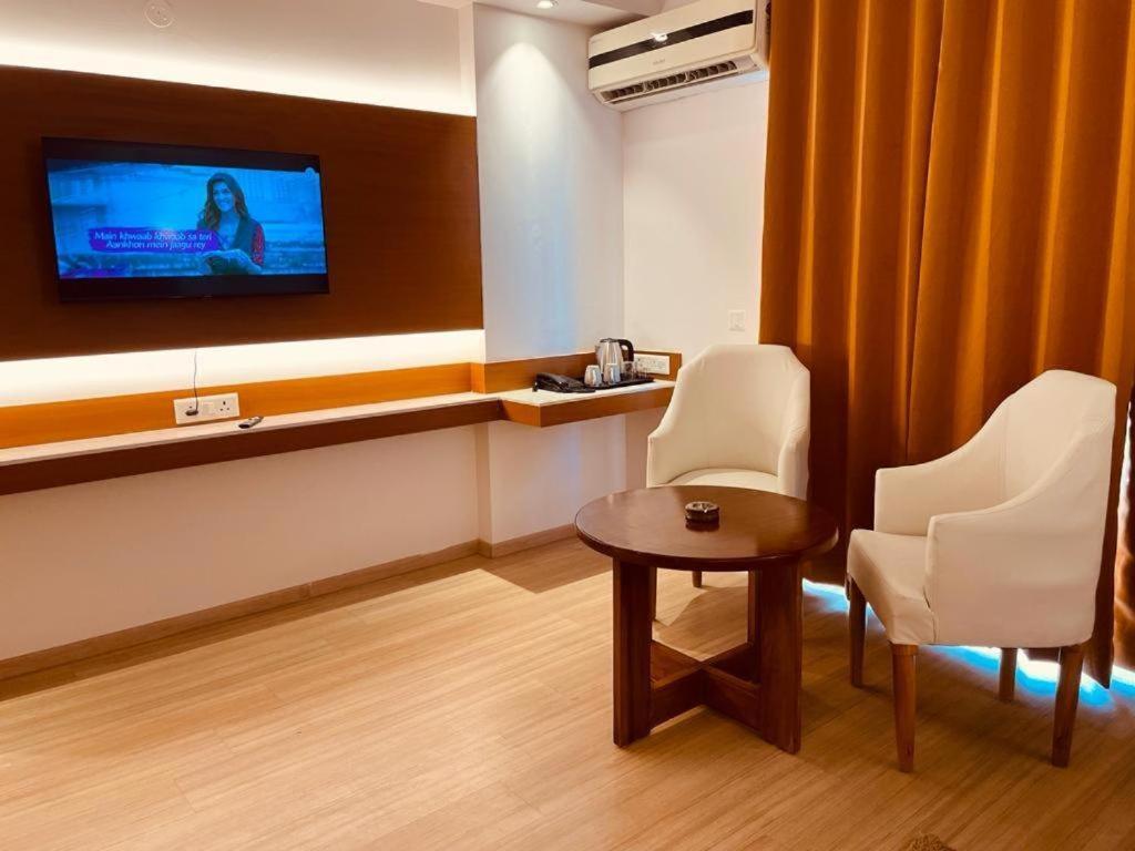 The Grace Residency - Gomtinagar, Lucknow Aparthotel Екстериор снимка